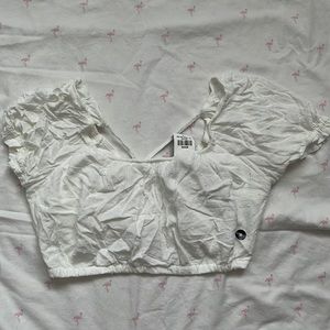White puffy crop top